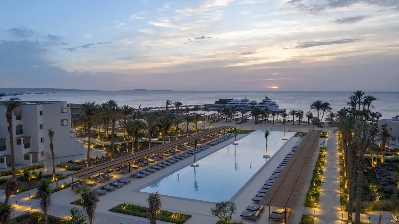 الفندق سيري بيتش ريزورت - الغردقة